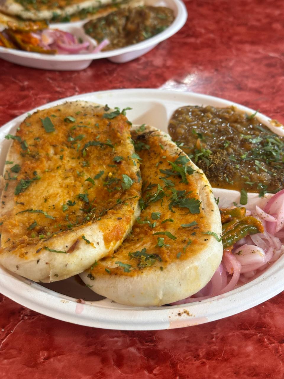 Masala Kulche at Sri Balaji Chats Chole Kulche